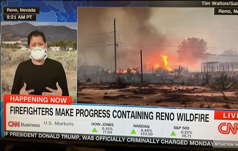 Image for the Tweet beginning: Performative journalism: CNN reporter wears